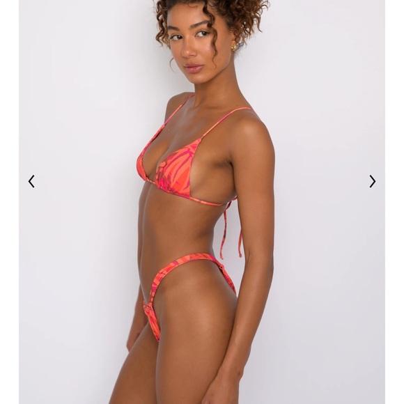 SKATIE - BOBBI BOTTOM THICK BAND - SURFSIDE
NWT Medium - Picture 3 of 5